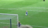 Stamford Bridge ovaciona a un bebé de dos años